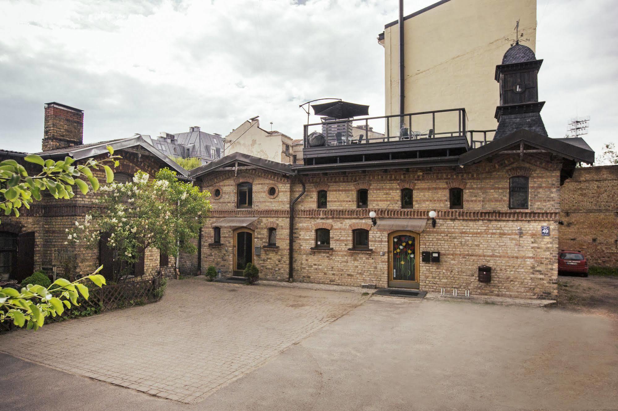 Amalienhof Guesthouse Riga Exterior photo