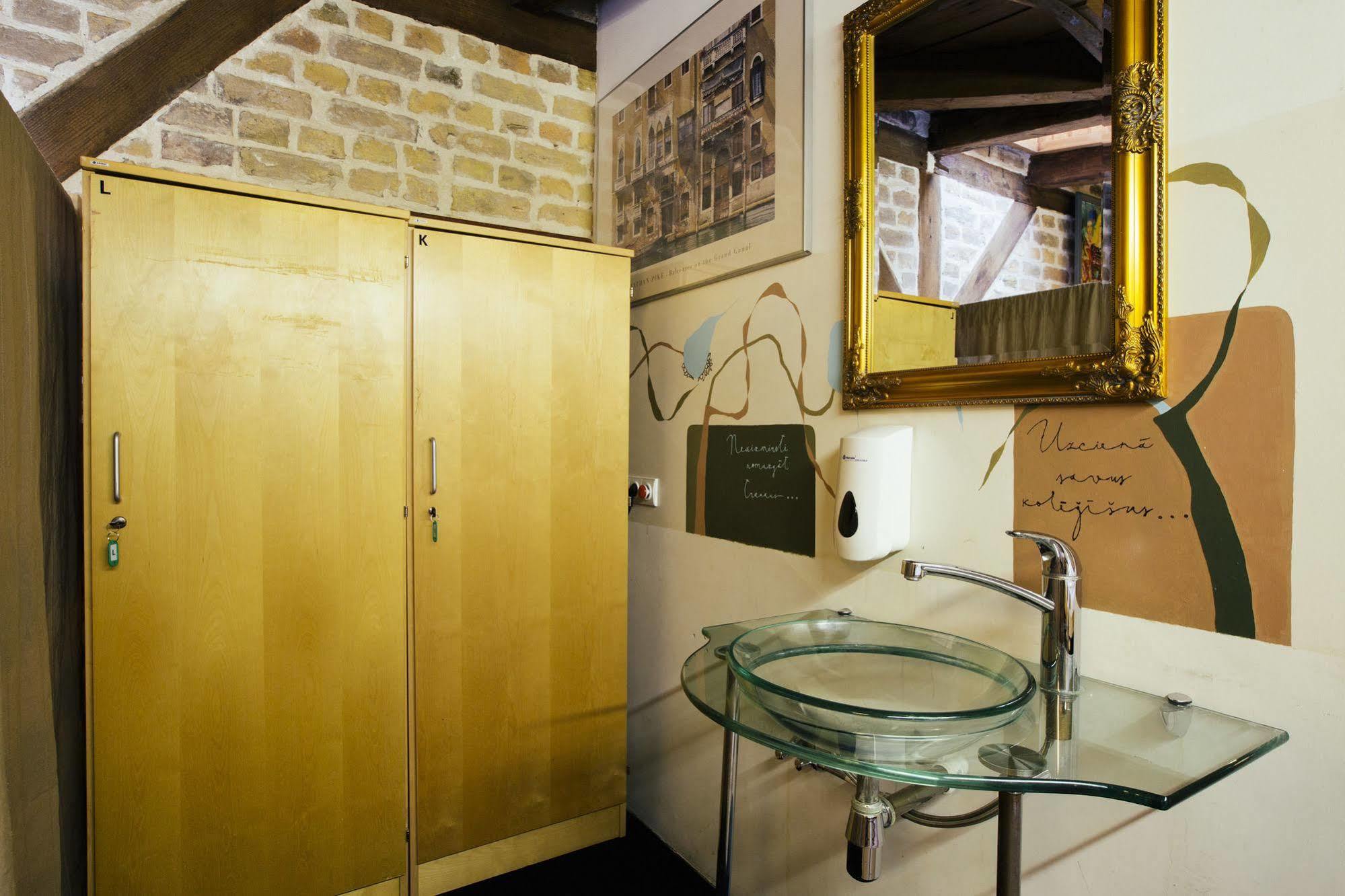 Amalienhof Guesthouse Riga Exterior photo